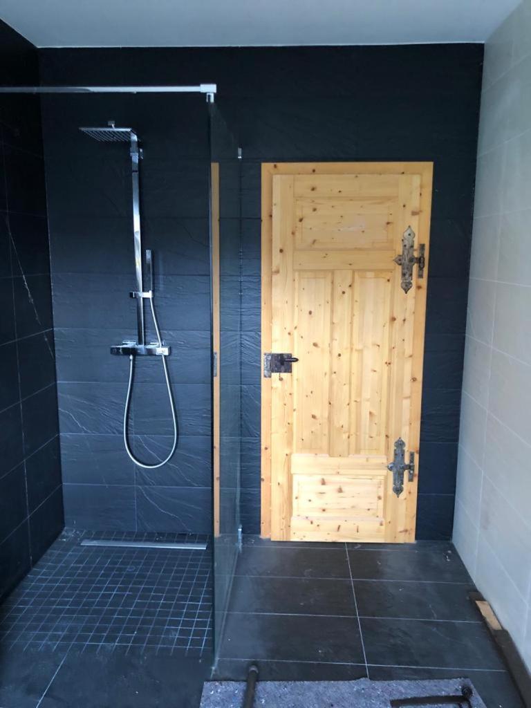 Liebevoll Sanierte Altbauwohnung Waldsieversdorf Extérieur photo